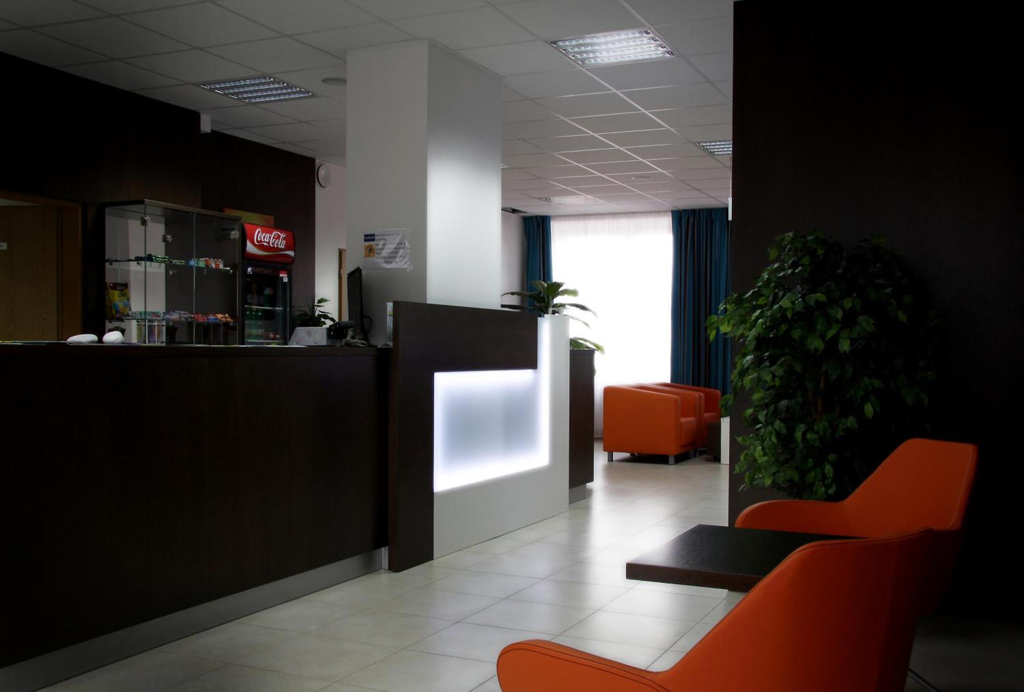 Sport-Relax Centrum Bors Club Breclav Exterior photo
